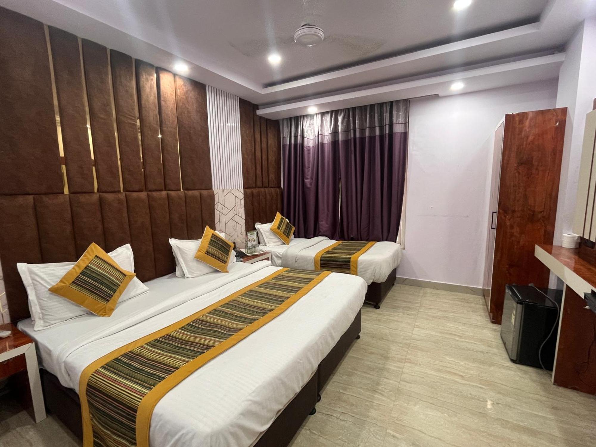 Hotel Embassy Near Rk Ashram Metro نيودلهي المظهر الخارجي الصورة