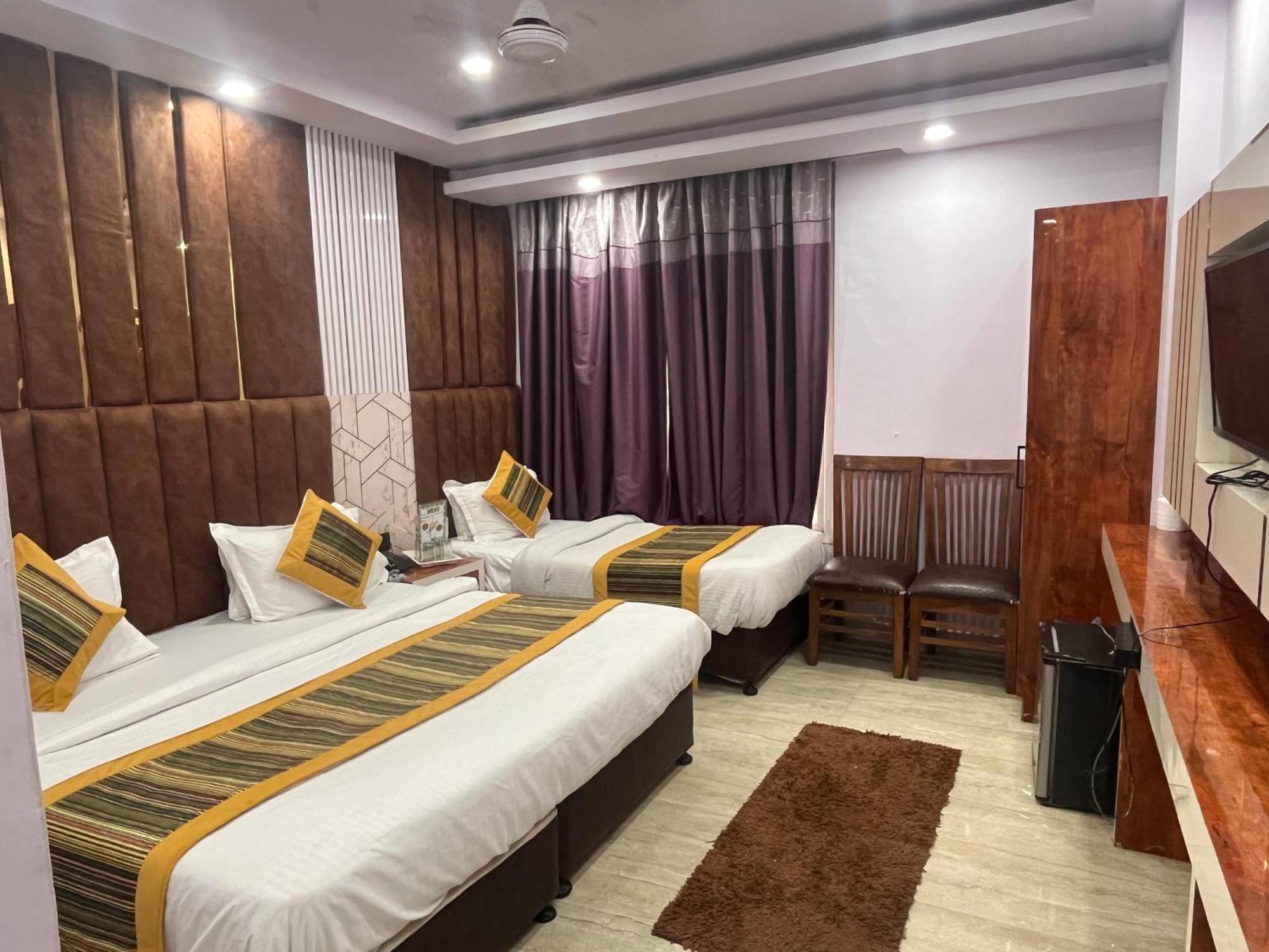 Hotel Embassy Near Rk Ashram Metro نيودلهي المظهر الخارجي الصورة