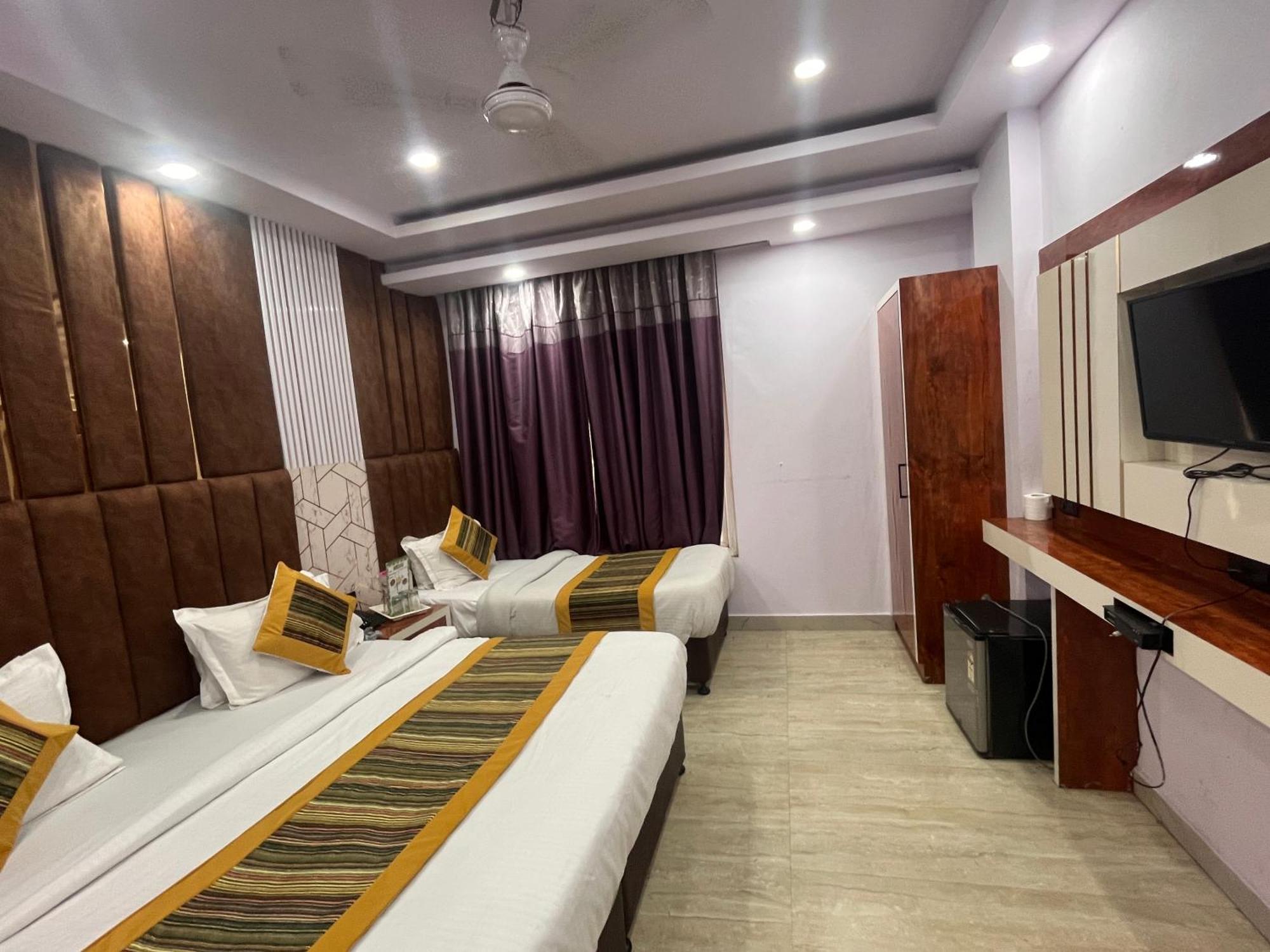 Hotel Embassy Near Rk Ashram Metro نيودلهي المظهر الخارجي الصورة